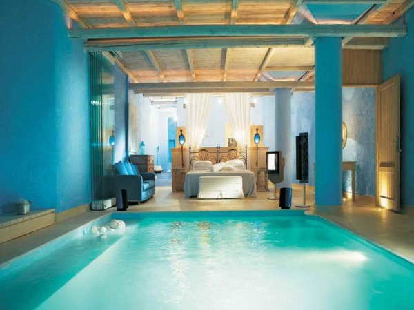dream-bedroom-designs-with-modern-design-swimming-pool
